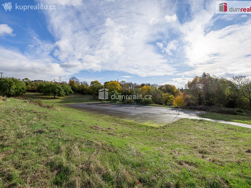 Prodej  ubytovacího zařízení 43069 m^2 Valeč, Valeč 