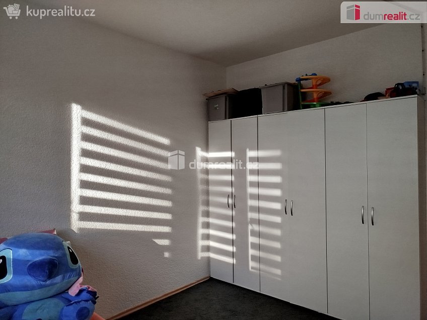 Prodej bytu 3+1 69 m^2 Vintířov, Vintířov 