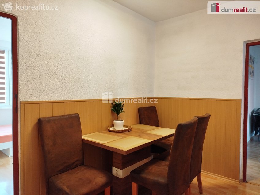 Prodej bytu 3+1 69 m^2 Vintířov, Vintířov 