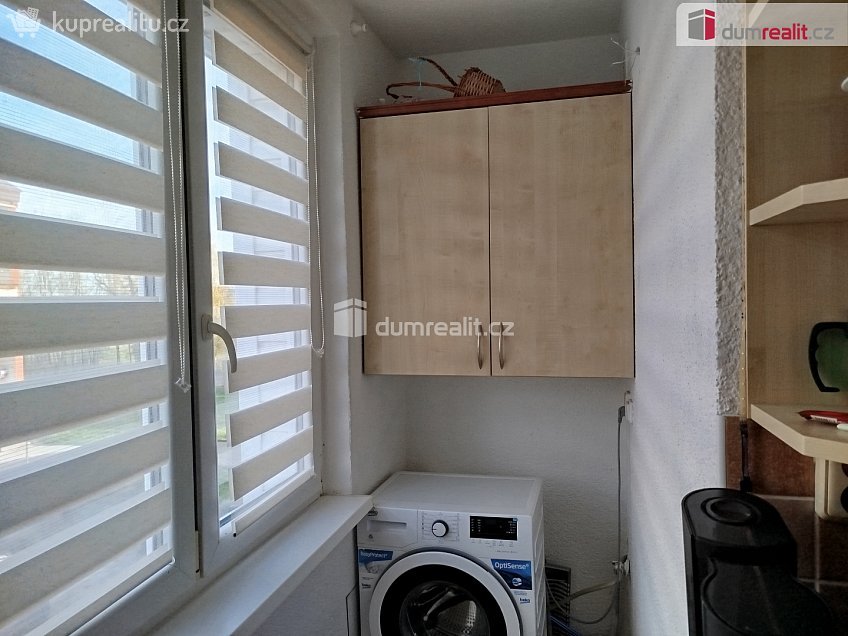 Prodej bytu 3+1 69 m^2 Vintířov, Vintířov 
