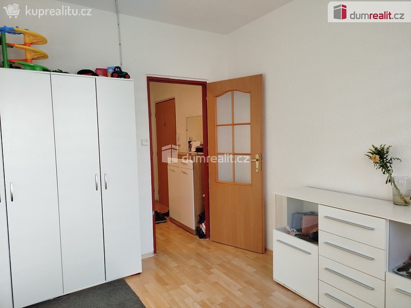 Prodej bytu 3+1 69 m^2 Vintířov, Vintířov 