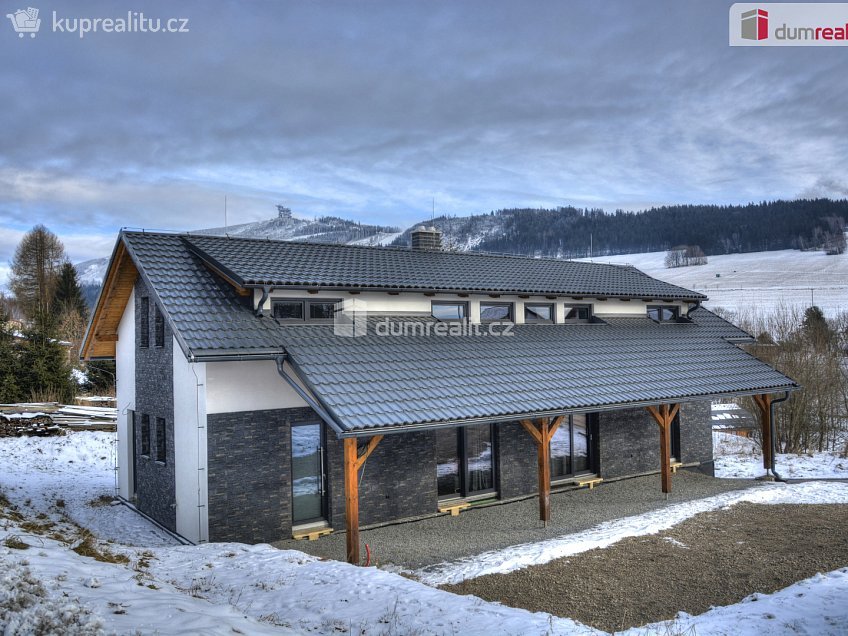 Prodej  rodinného domu 184 m^2 Dolní Morava, Dolní Morava 