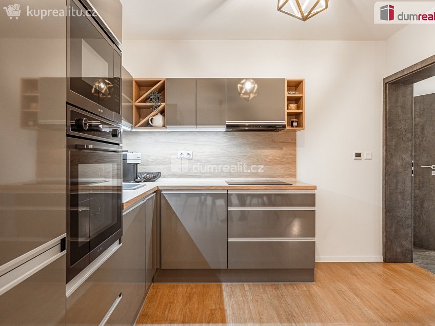 Prodej  rodinného domu 184 m^2 Dolní Morava, Dolní Morava 