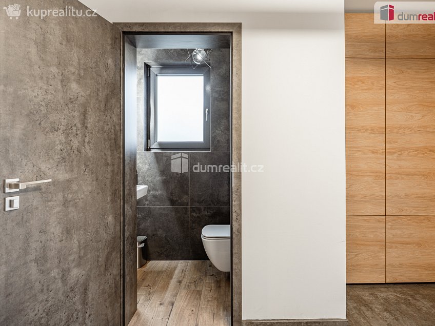 Prodej  rodinného domu 184 m^2 Dolní Morava, Dolní Morava 