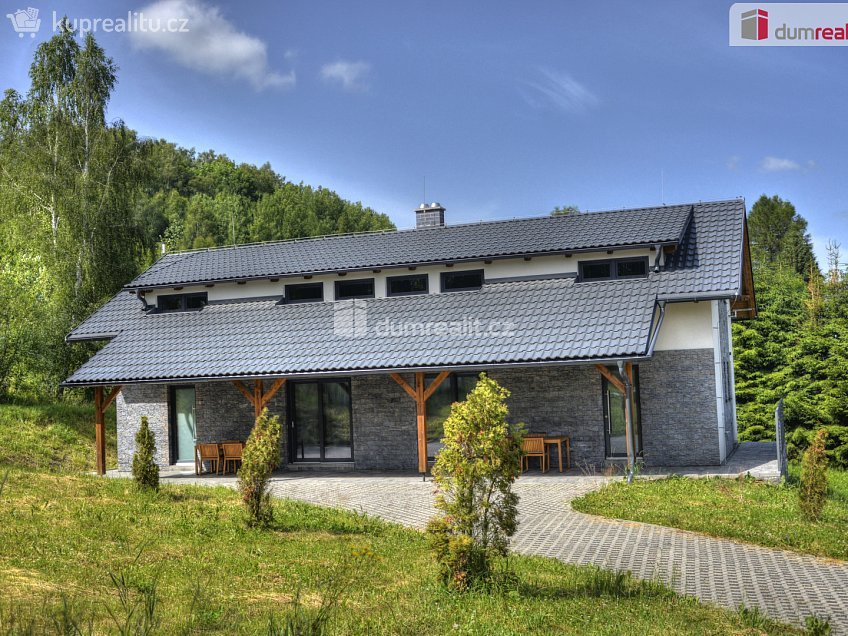 Prodej  rodinného domu 184 m^2 Dolní Morava, Dolní Morava 