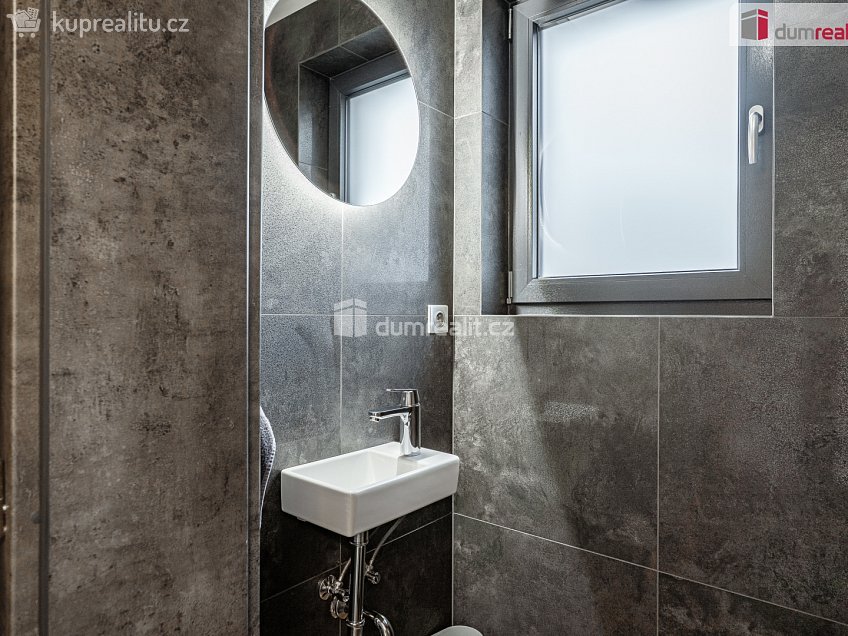 Prodej  rodinného domu 184 m^2 Dolní Morava, Dolní Morava 