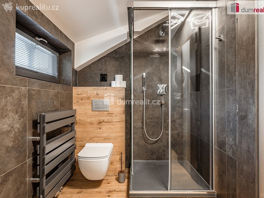 Prodej  rodinného domu 184 m^2 Dolní Morava, Dolní Morava 