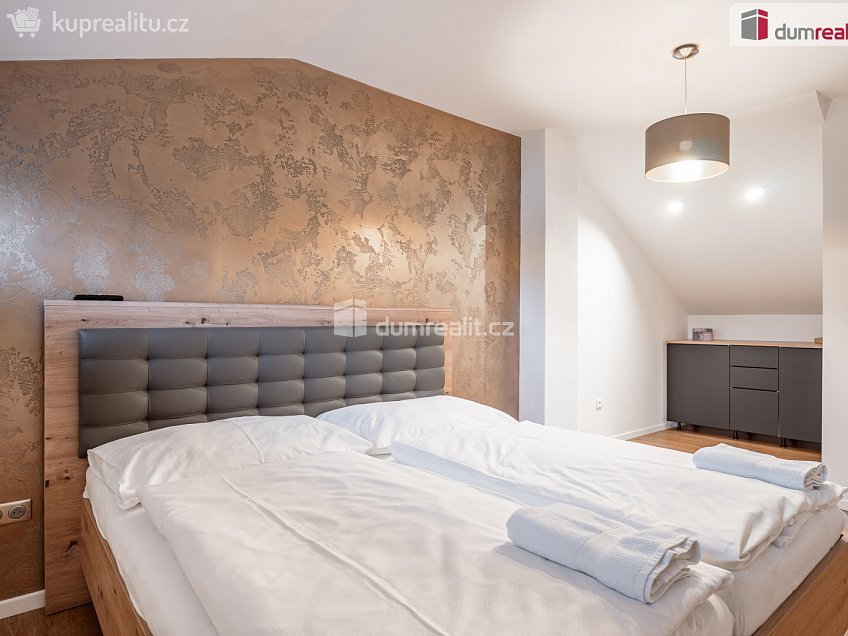 Prodej  rodinného domu 184 m^2 Dolní Morava, Dolní Morava 