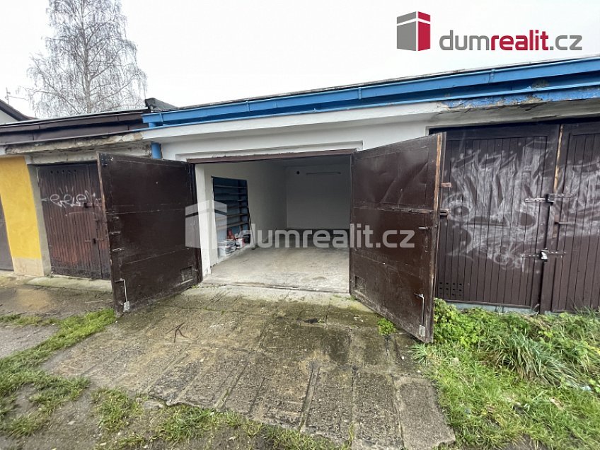 Pronájem  garáže 18 m^2 Tichá, Ústí nad Labem 