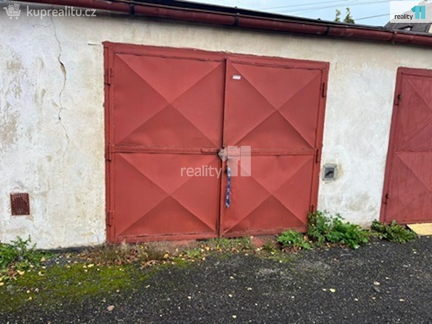 Prodej  garáže 23 m^2 5. května, Česká Kamenice 
