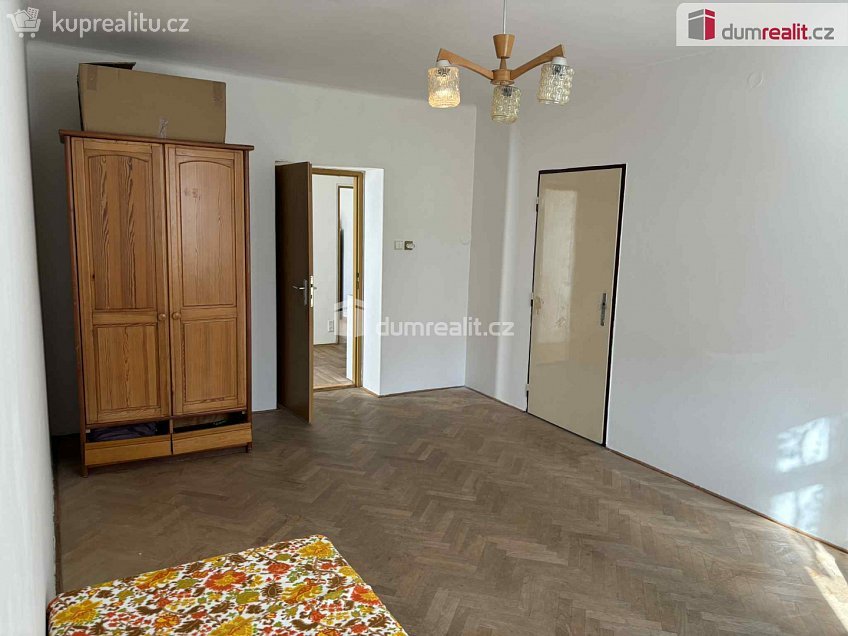 Pronájem bytu 2+1 63 m^2 Masarykova, Luhačovice 