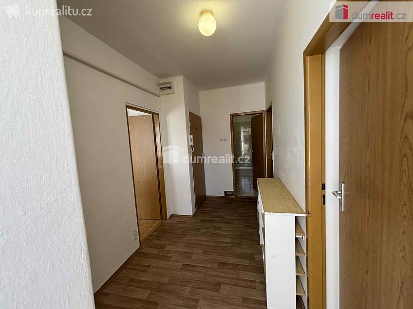 Pronájem bytu 2+1 63 m^2 Masarykova, Luhačovice 