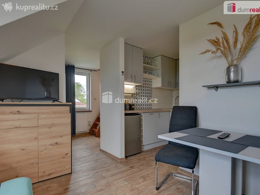 Prodej bytu 1+1 33 m^2 Blatenská, Abertamy 