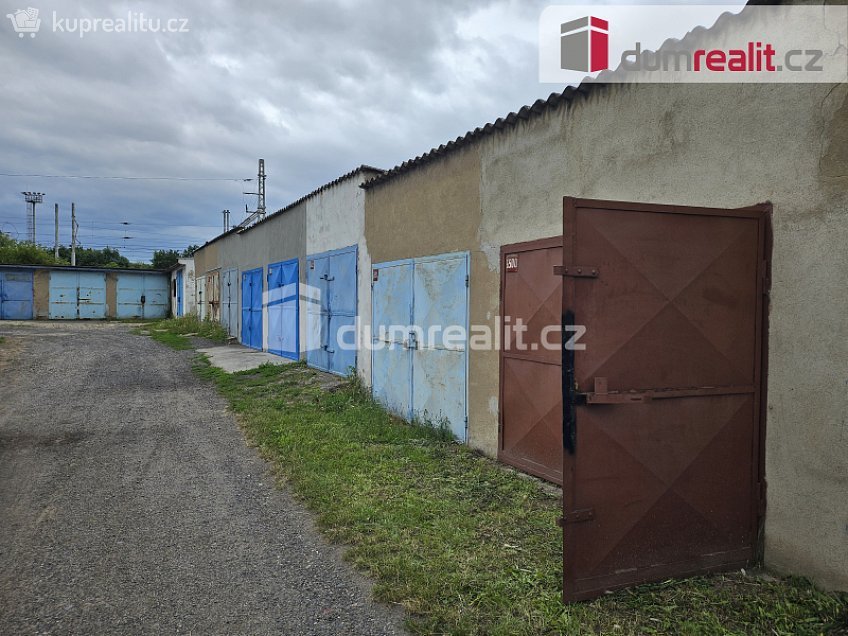 Pronájem  garáže 16 m^2 Terezínská, Lovosice 