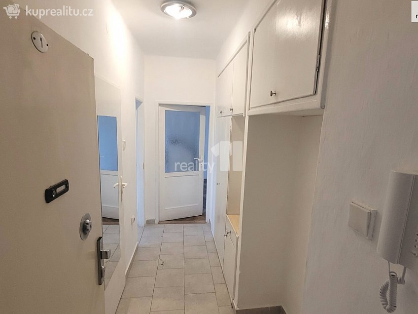 Prodej bytu 2+1 52 m^2 Myslivečkova, Praha 6 