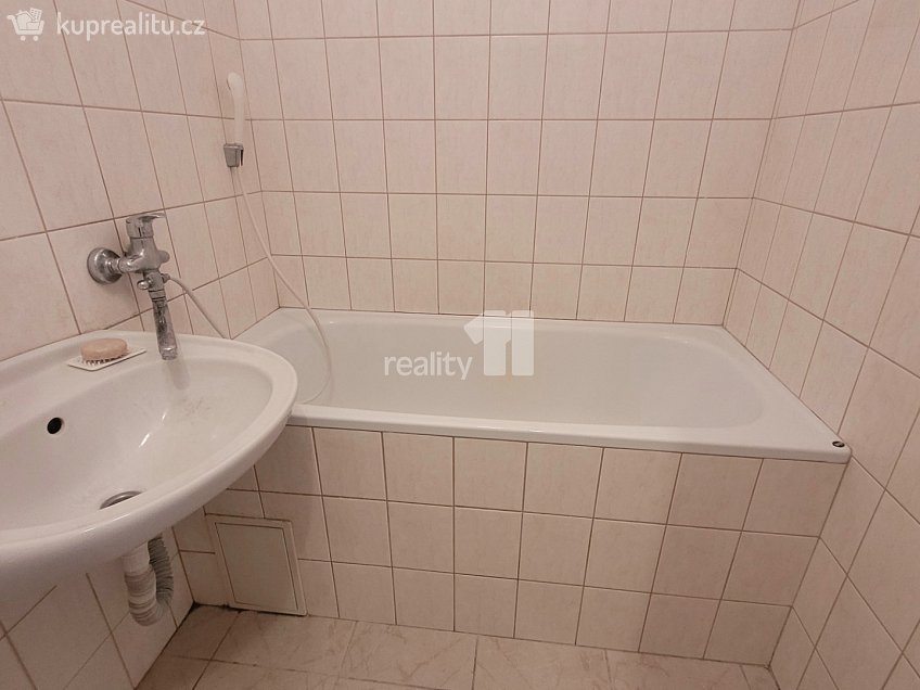 Prodej bytu 2+1 52 m^2 Myslivečkova, Praha 6 