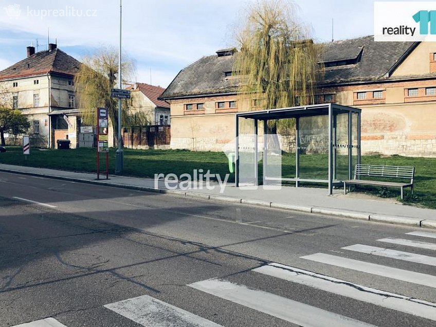 Pronájem bytu 3+kk 56 m^2 Drnovská, Praha 6 