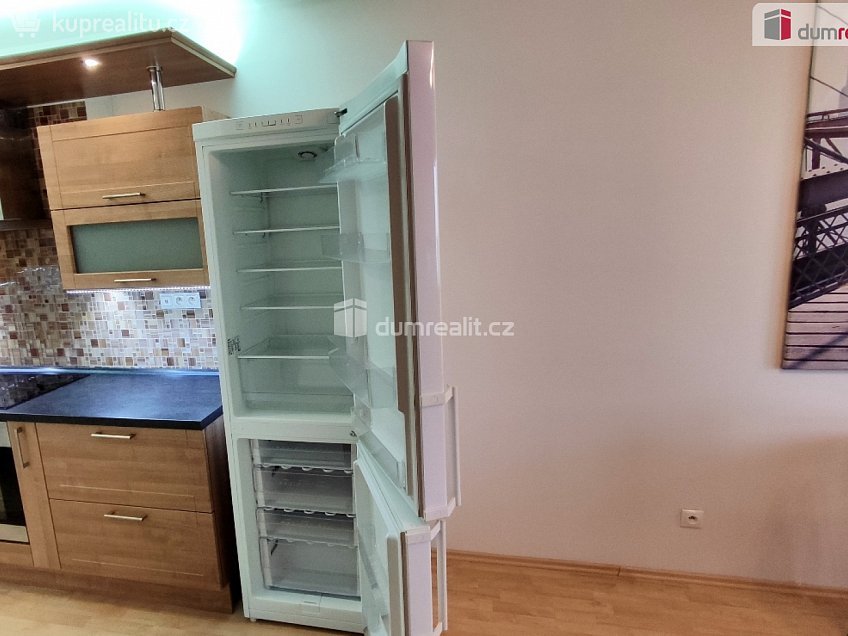 Prodej bytu 2+kk 55 m^2 U Hostavického potoka, Praha 14 