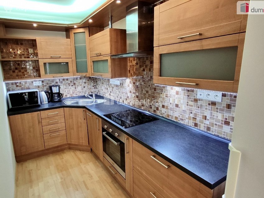 Prodej bytu 2+kk 55 m^2 U Hostavického potoka, Praha 14 