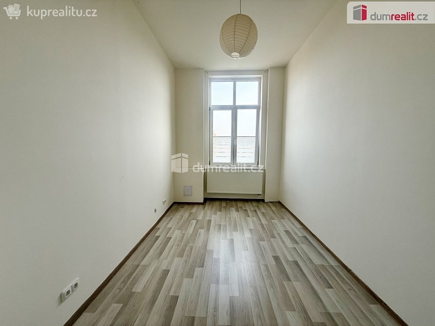 Pronájem bytu 2+kk 83 m^2 Modlany, Modlany 