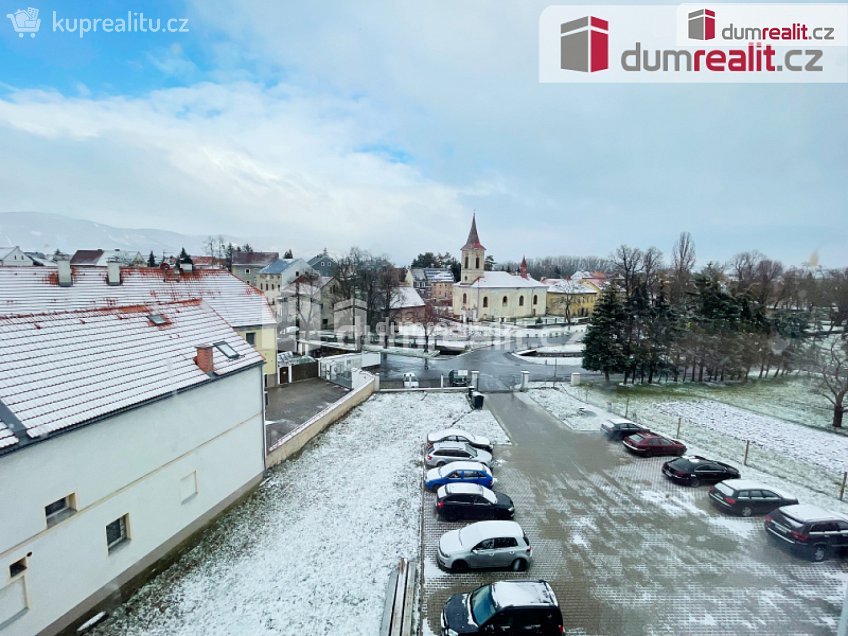 Pronájem bytu 2+kk 83 m^2 Modlany, Modlany 