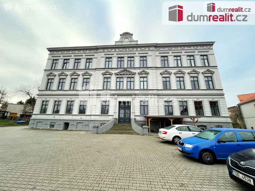 Pronájem bytu 2+kk 83 m^2 Modlany, Modlany 