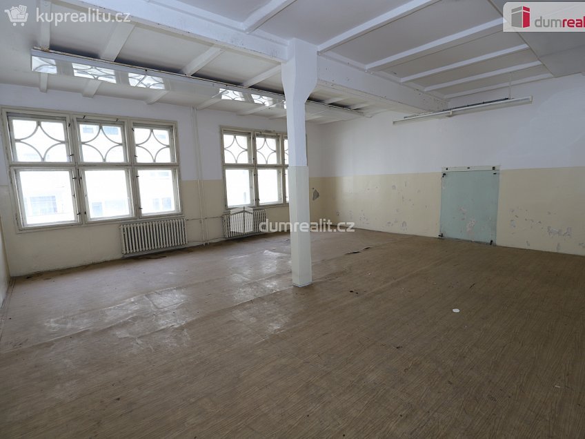 Prodej  činžovního domu 1000 m^2 Pod nádražím, Kraslice 