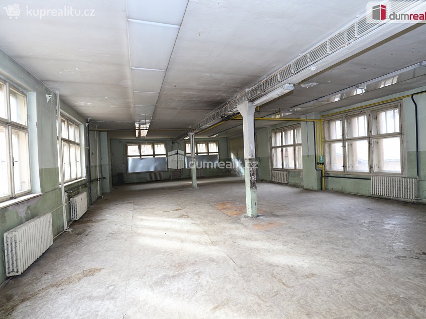 Prodej  činžovního domu 1000 m^2 Pod nádražím, Kraslice 