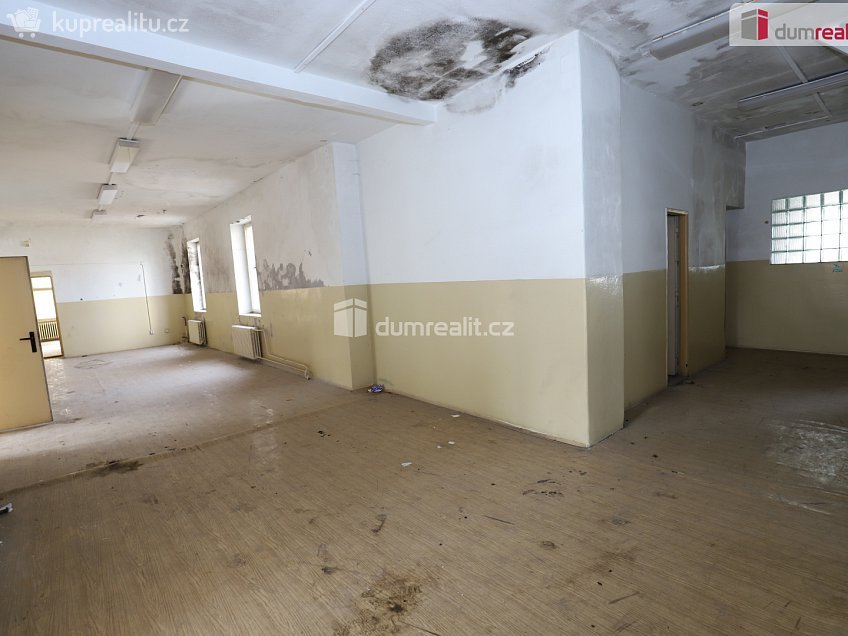 Prodej  činžovního domu 1000 m^2 Pod nádražím, Kraslice 