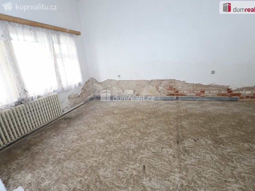 Prodej  činžovního domu 1000 m^2 Pod nádražím, Kraslice 