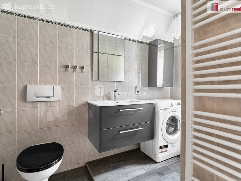 Prodej  chaty 100 m^2 Kyselka, Kyselka 