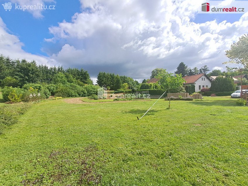 Prodej  stavebního pozemku 1981 m^2 Řendějov, Řendějov 
