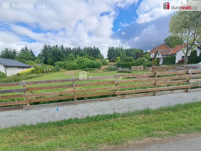 Prodej  stavebního pozemku 1981 m^2 Řendějov, Řendějov 