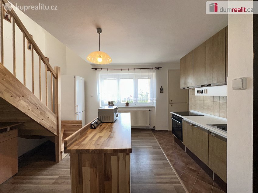 Prodej bytu 4+kk 102 m^2 Nerudova, Podivín 