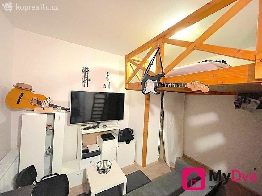 Pronájem bytu 1+kk 25 m^2 Lužická, Znojmo 