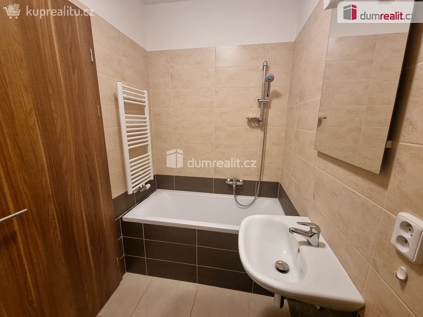 Prodej bytu 1+kk 32 m^2 Václavská, Kolín 