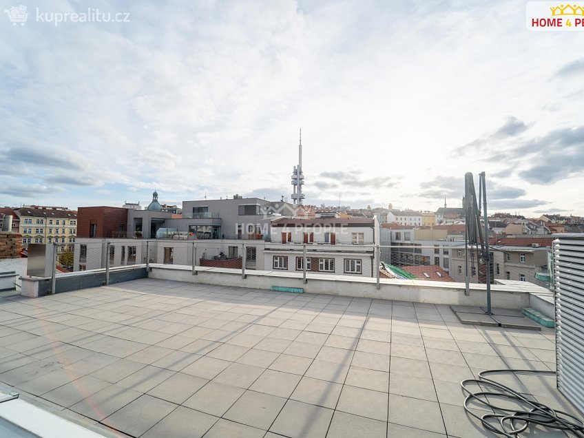 Prodej bytu 4+kk 237 m^2 Prokopova, Praha 3 