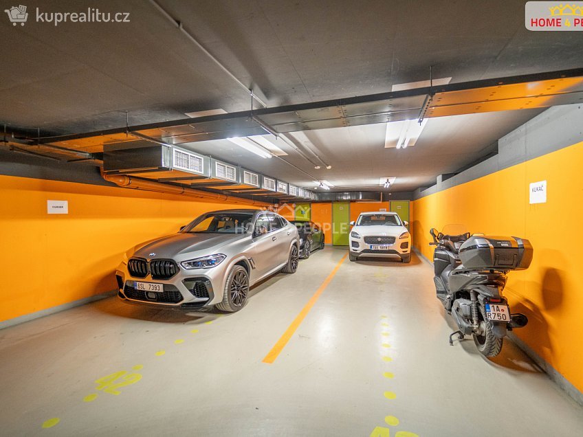 Prodej bytu 4+kk 237 m^2 Prokopova, Praha 3 