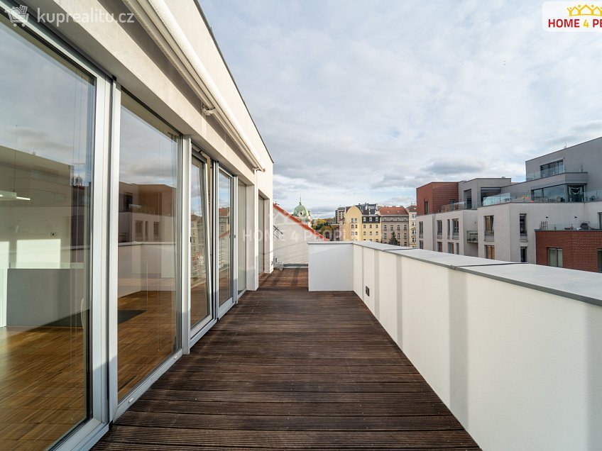 Prodej bytu 4+kk 237 m^2 Prokopova, Praha 3 