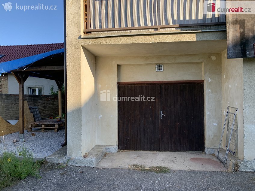 Prodej bytu 3+1 84 m^2 Všeradice, Všeradice 