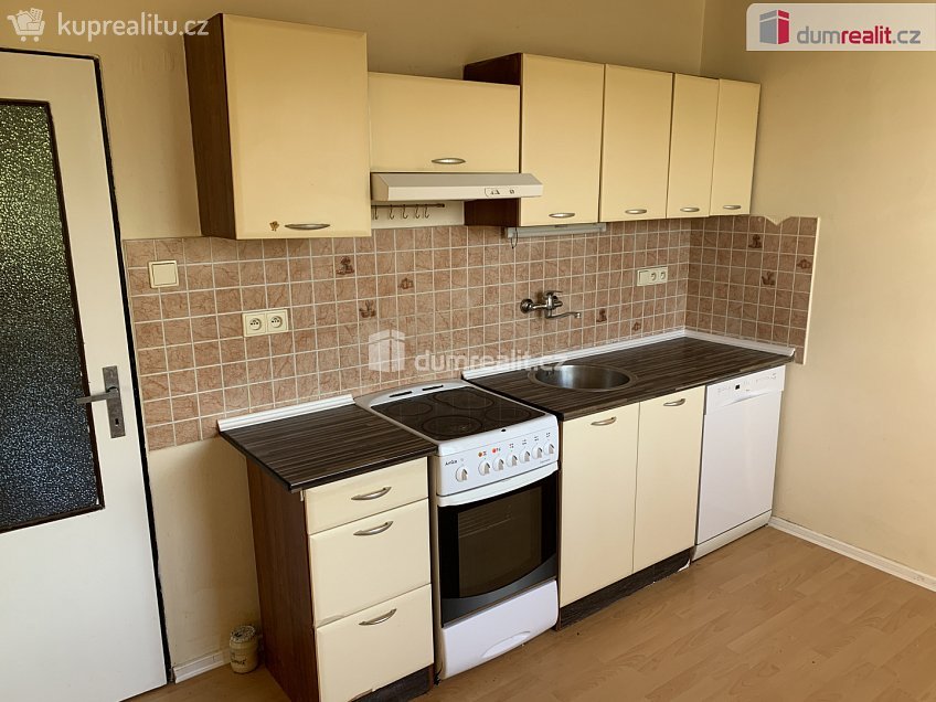 Prodej bytu 3+1 84 m^2 Všeradice, Všeradice 