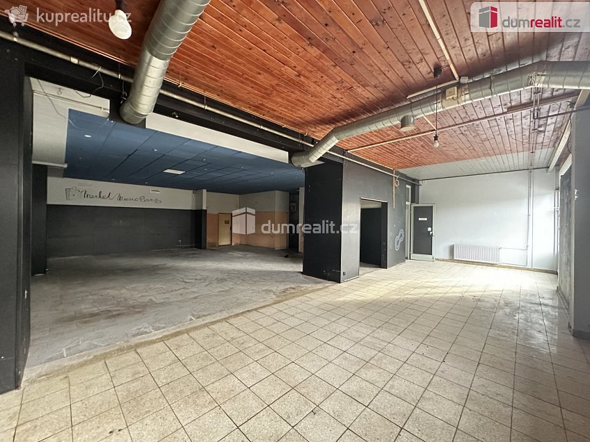 Pronájem  obchodních prostor 200 m^2 Na Valtické, Břeclav 