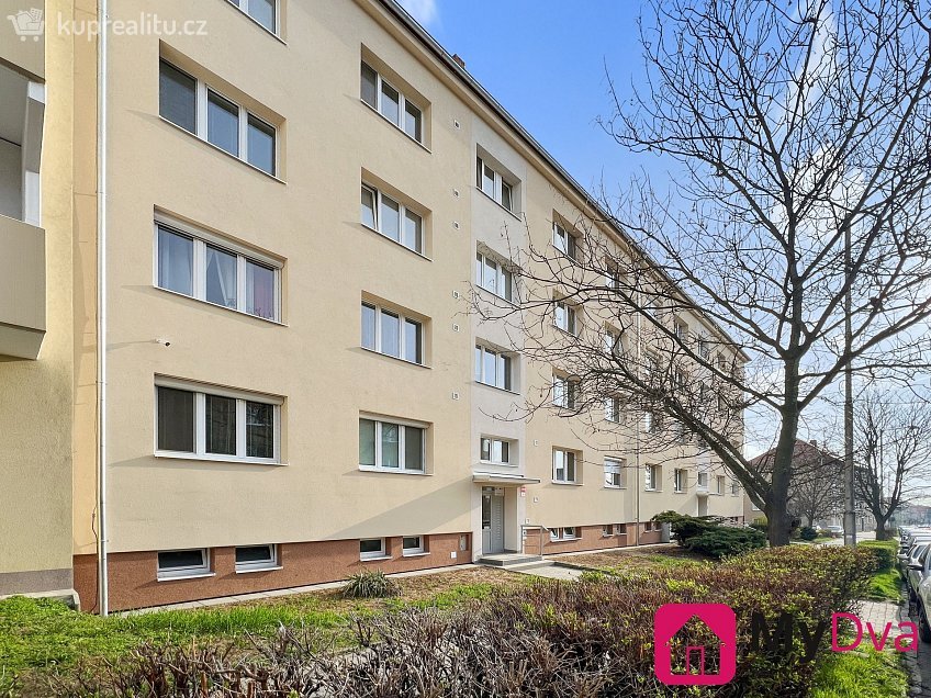 Pronájem bytu 1+kk 26 m^2 Smetanova, Znojmo 