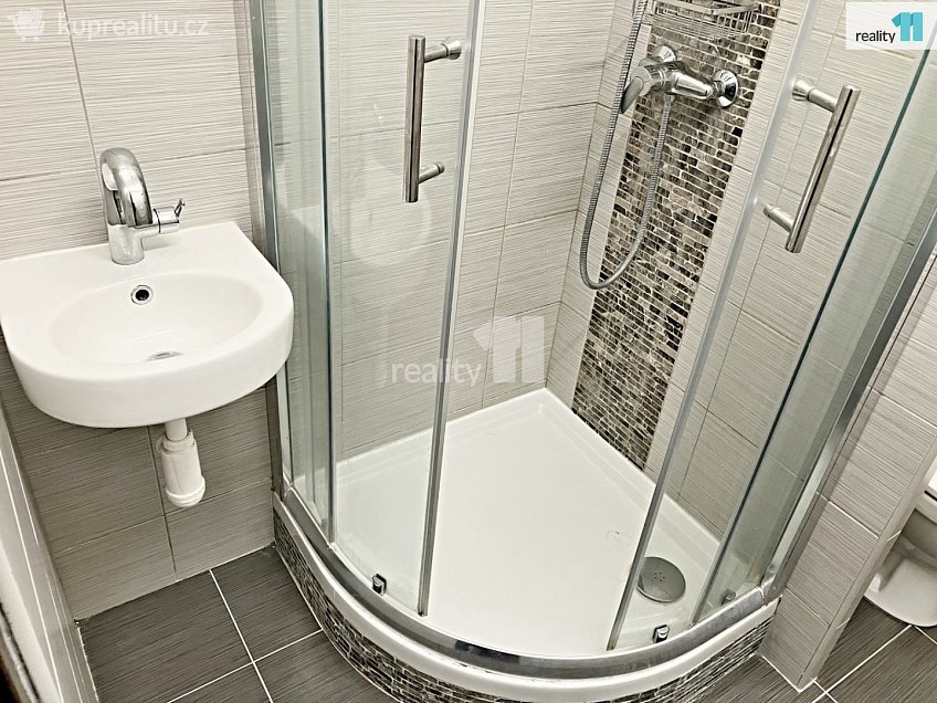 Pronájem bytu 1+1 39 m^2 Nýřanská, Plzeň 