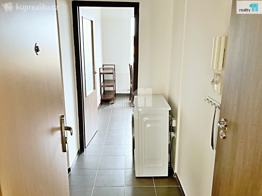 Pronájem bytu 1+1 39 m^2 Nýřanská, Plzeň 