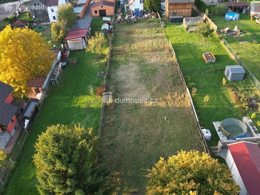 Prodej  stavebního pozemku 917 m^2 Veselé, Veselé 