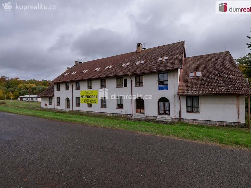 Prodej  rybníku 4174 m^2 Valeč, Valeč 