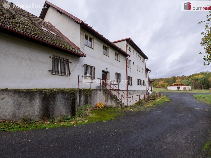 Prodej  rybníku 4174 m^2 Valeč, Valeč 