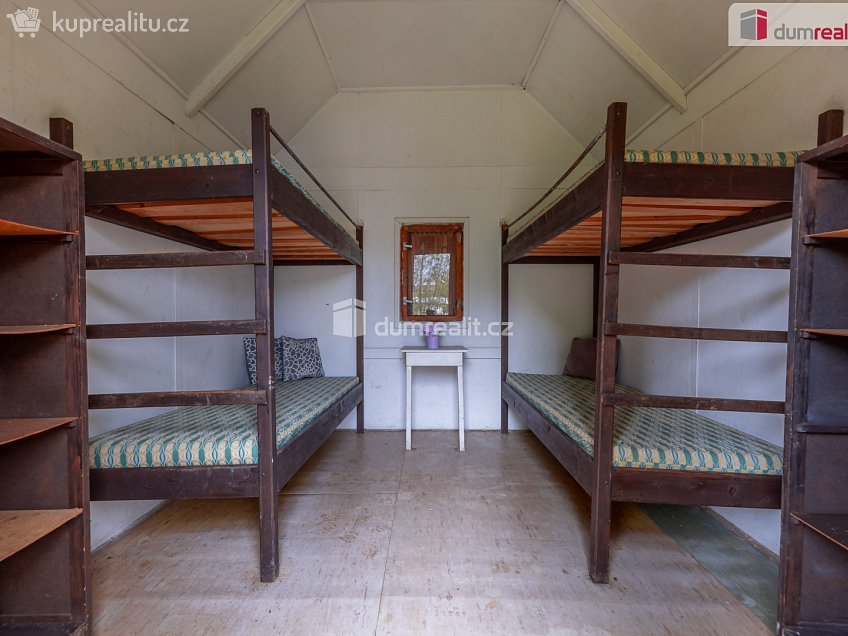 Prodej  rybníku 4174 m^2 Valeč, Valeč 