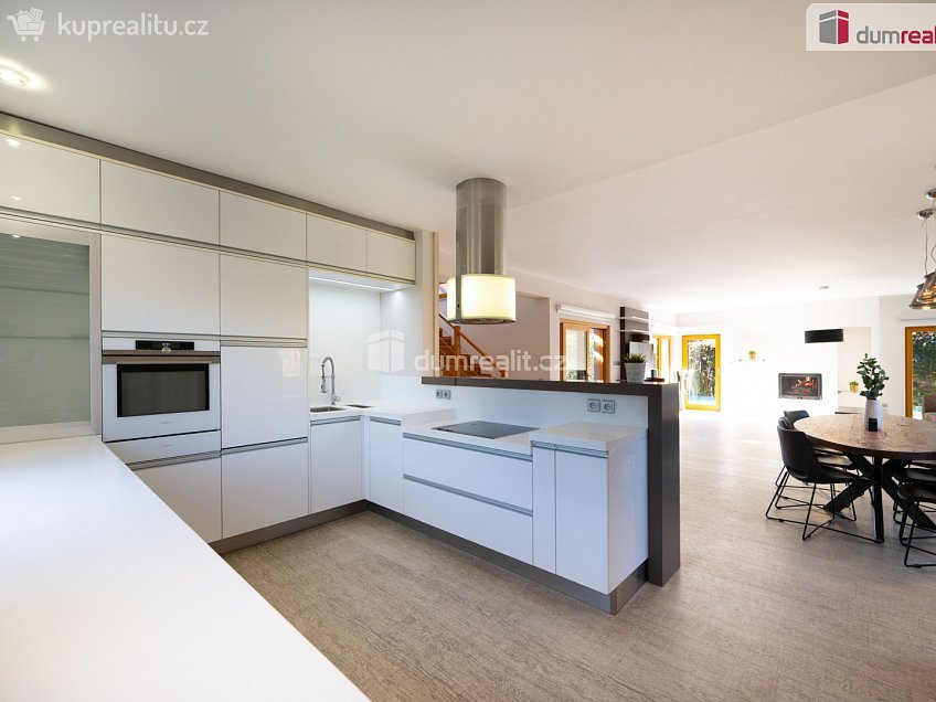 Prodej  rodinného domu 228 m^2 Soukenická, Planá nad Lužnicí 